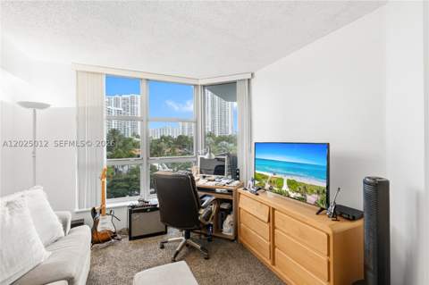 19195 NE 36th Ct 502, Aventura FL - photo 11 of 40