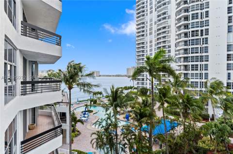 19195 NE 36th Ct 502, Aventura FL - photo 17 of 40