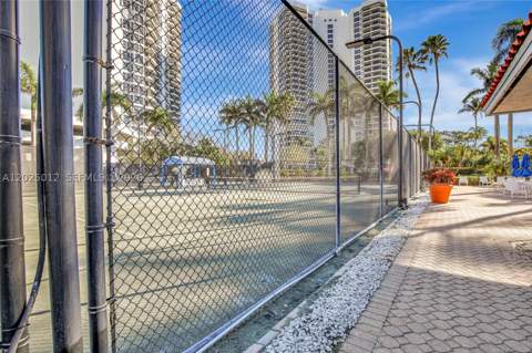 19195 NE 36th Ct 502, Aventura FL - photo 23 of 40