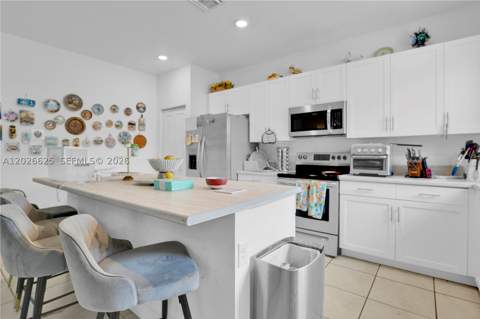 21460 SW 127th Pl, Miami FL - photo 8 of 28