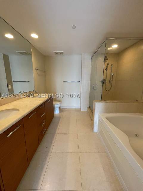 50 Biscayne Blvd 2401, Miami FL - photo 8 of 26