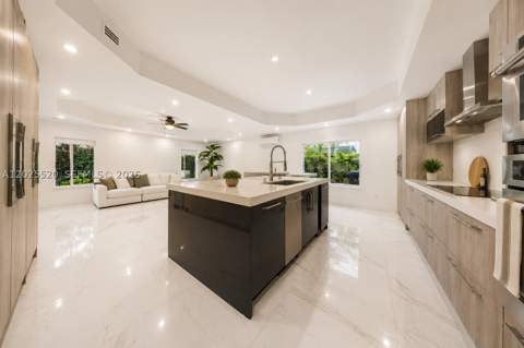 15721 NW 79th Ct, Miami Lakes FL - photo 18 of 65