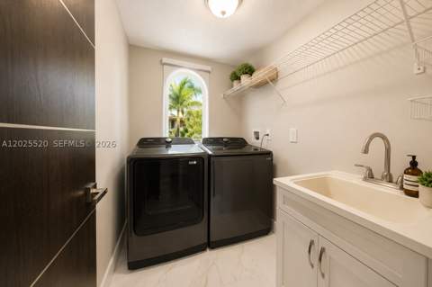 15721 NW 79th Ct, Miami Lakes FL - photo 21 of 65