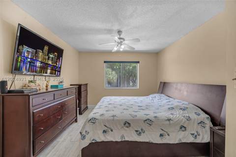 14018 SW 91st Ter 14018, Miami FL - photo 17 of 36