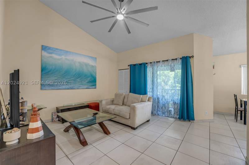 2 bedroom Condominium at 14018 SW 91st Ter 14018, Parc Vista Condo, Miami — photo 2