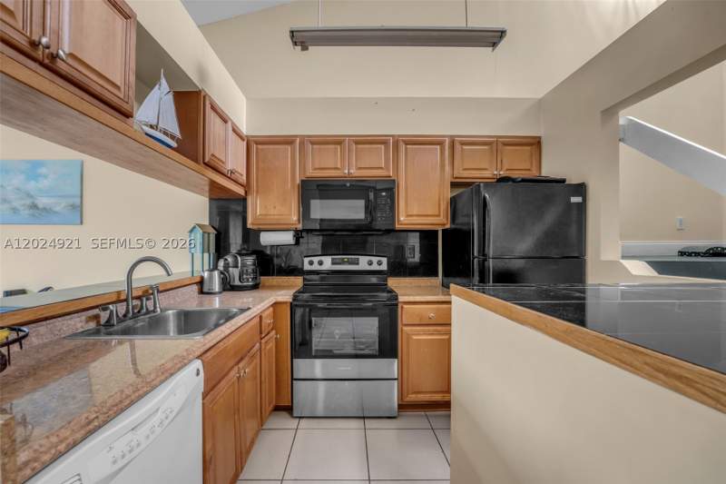 2 bedroom Condominium at 14018 SW 91st Ter 14018, Parc Vista Condo, Miami — photo 3