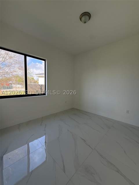 9630 SW 208th Ter, Cutler Bay FL - photo 6 of 26