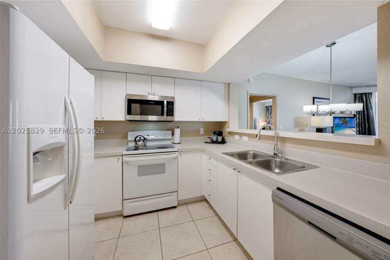 2 bedroom Condominium at 17375 Collins Ave 2403, Ocean Point Beach Club Co, Sunny Isles Beach — photo 5