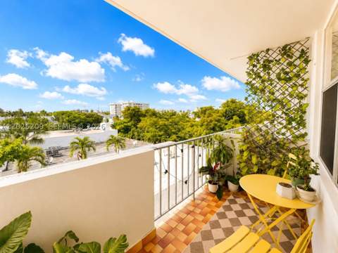 910 Jefferson Ave 5C, Miami Beach FL - photo 10 of 21