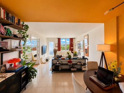 910 Jefferson Ave 5C, Miami Beach FL - photo 7 of 21