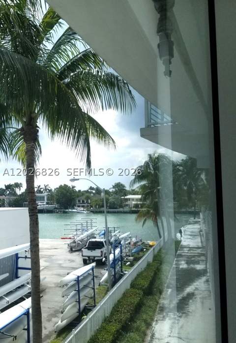 6580 Indian Creek Dr 201, Miami Beach FL - photo 10 of 32
