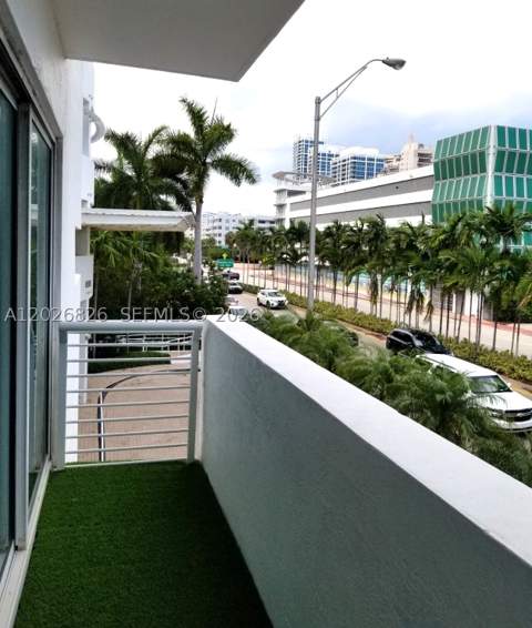 6580 Indian Creek Dr 201, Miami Beach FL - photo 9 of 32