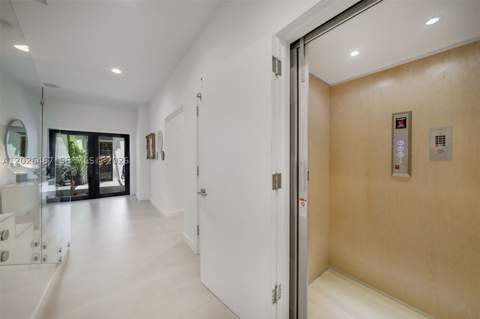 10659 NE Quaybridge Ct C5, Miami FL - photo 8 of 40