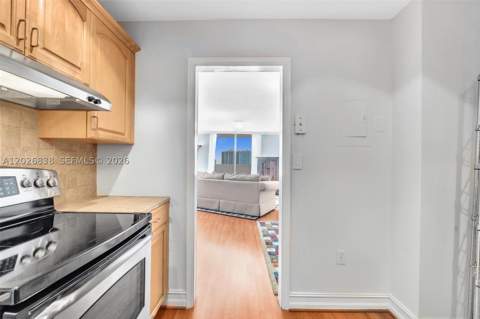 2750 NE 183rd St 1801, Aventura FL - photo 17 of 40