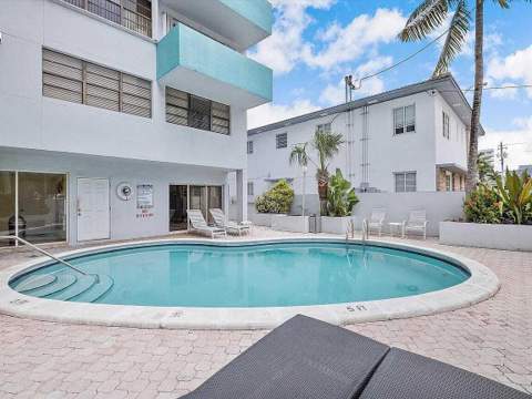 6941 Carlyle Avenue 2e, Miami Beach FL - photo 21 of 25
