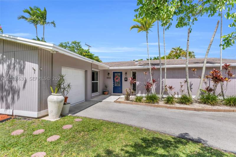 3 bedroom SingleFamilyResidence at 18645 SW 90th Ave, Bel Aire, Cutler Bay — photo 3