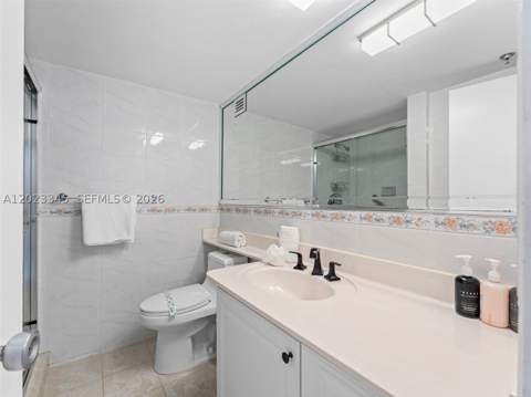 5225 Collins Ave 1509, Miami Beach FL - photo 13 of 26