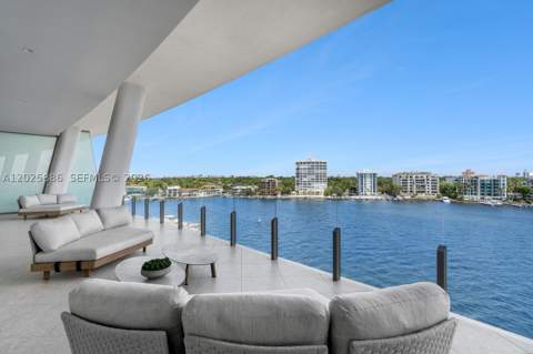 5 Grove Isle Dr Ph-L05, Coconut Grove FL - photo 24 of 58