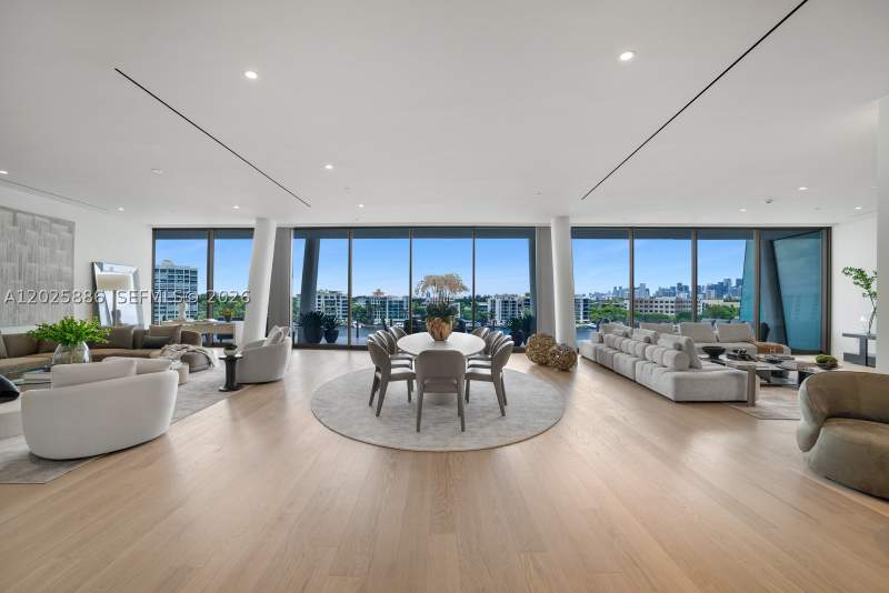 4 bedroom Condominium at 5 Grove Isle Dr Ph-L05, Vita at Grove Isle, Coconut Grove — photo 3