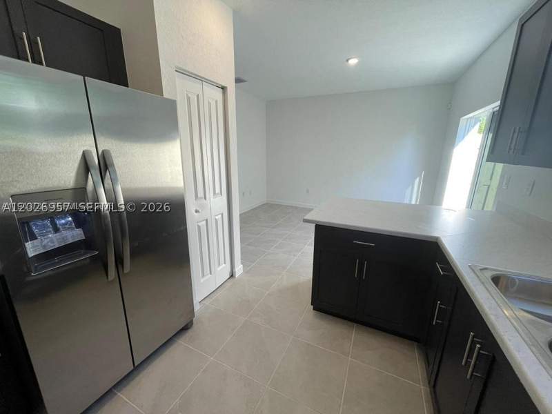 3 bedroom Townhouse at 2634 SE 11th Ct 2634, Keys Gate Residential, Homestead — photo 2