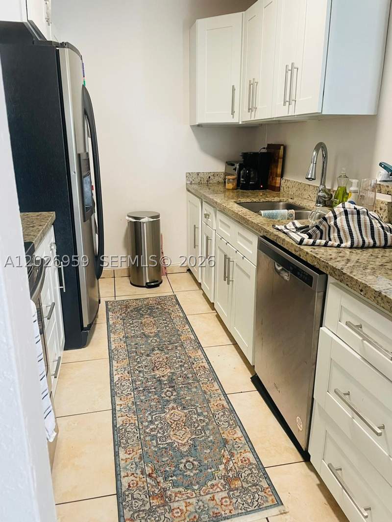 2 bedroom Condominium at 10393 N Kendall Dr U6, Kendall Acres Condo Bldg, Miami — photo 3