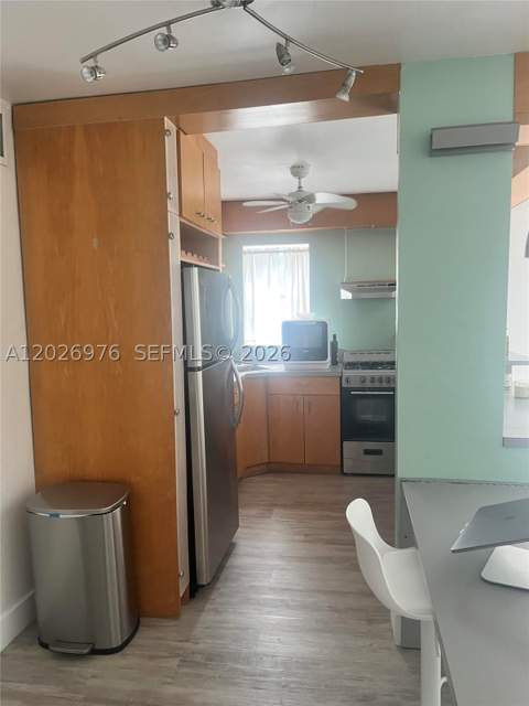 240 Collins Ave 2B, Miami Beach FL - photo 13 of 15