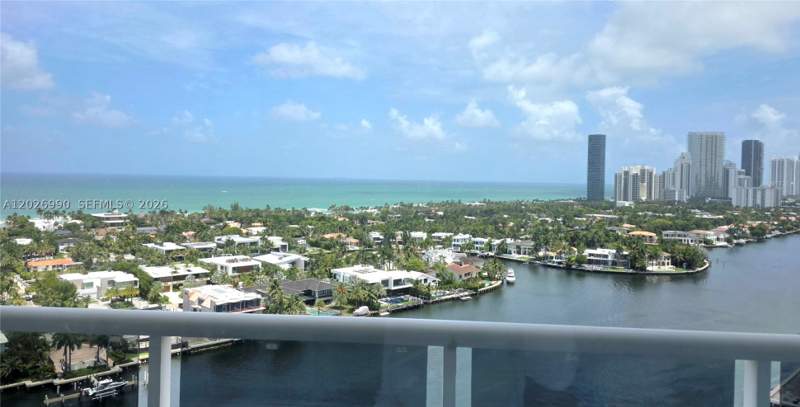2 bedroom Condominium at 20515 E Country Club Dr 2146, Waterview Condo, Aventura — photo 2