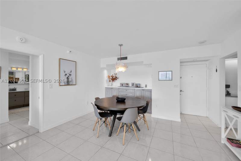 2 bedroom Condominium at 20515 E Country Club Dr 2146, Waterview Condo, Aventura — photo 3