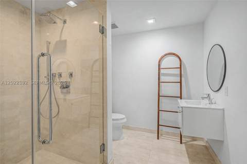 17111 Biscayne Blvd 1405/07, North Miami Beach FL - photo 22 of 37