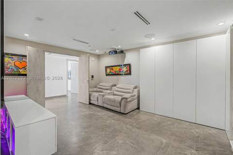 17111 Biscayne Blvd 1405/07, North Miami Beach FL - photo 23 of 37