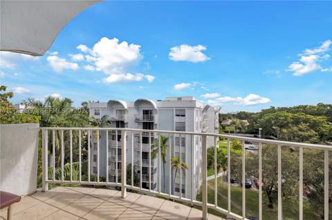 496 NW 165th St Rd D-616, Miami FL - photo 12 of 13