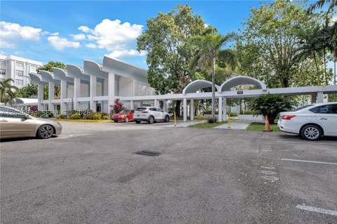 496 NW 165th St Rd D-616, Miami FL - photo 7 of 13