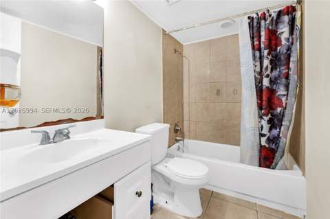 496 NW 165th St Rd D-616, Miami FL - photo 9 of 13
