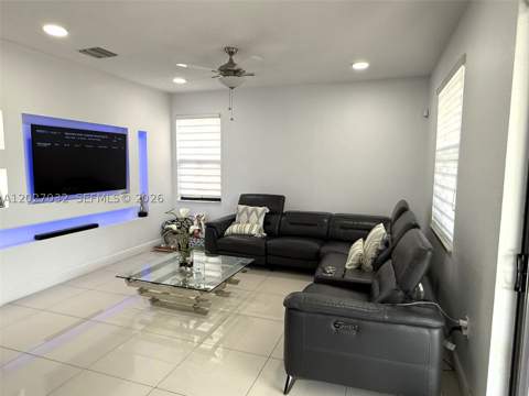 10060 NW 86th Ter, Doral FL - photo 11 of 55