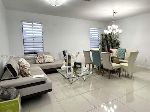 10060 NW 86th Ter, Doral FL - photo 14 of 55