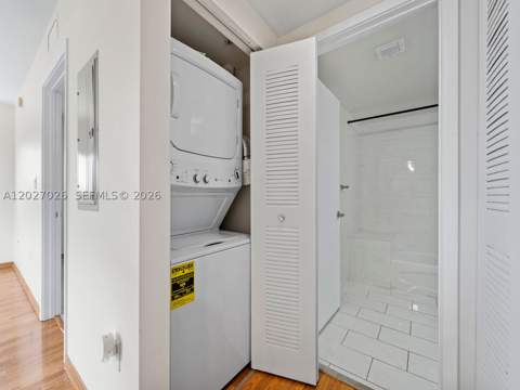 2740 SW 28th Ter 508, Miami FL - photo 10 of 18