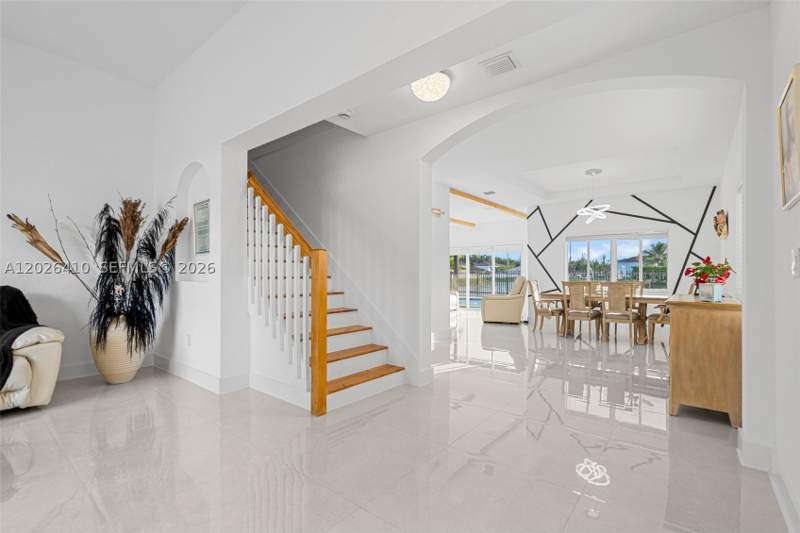 4 bedroom SingleFamilyResidence at 1680 SW 154th Path, Efm Estates Sections Two, Miami — photo 4