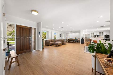 15421 SW 79th Ave, Palmetto Bay FL - photo 9 of 54