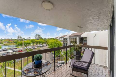 1350 SW 122nd Ave 415, Miami FL - photo 21 of 36