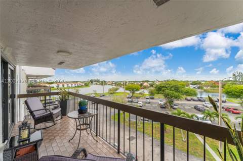 1350 SW 122nd Ave 415, Miami FL - photo 22 of 36