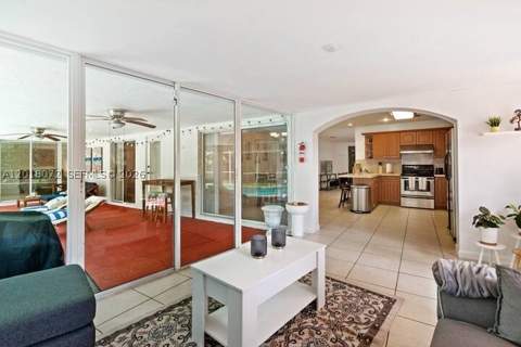 13325 SW 84th Ave, Pinecrest FL - photo 20 of 55