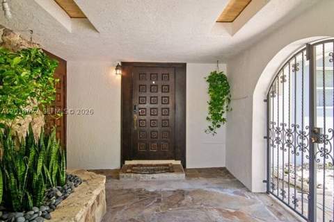 13325 SW 84th Ave, Pinecrest FL - photo 6 of 55
