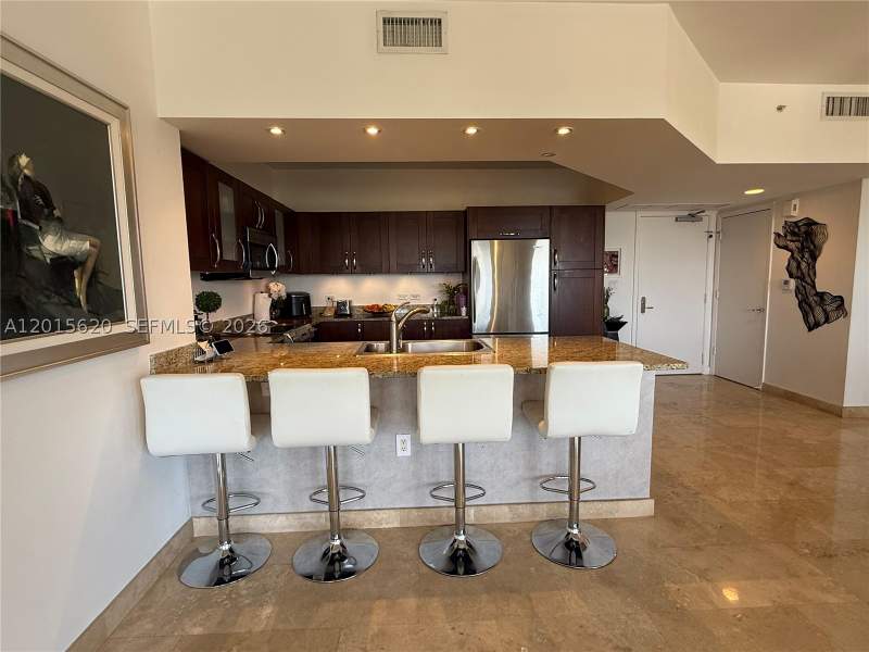3 bedroom Condominium at 19900 E Country Club Dr 804, Turnberry Village So Towe, Aventura — photo 3
