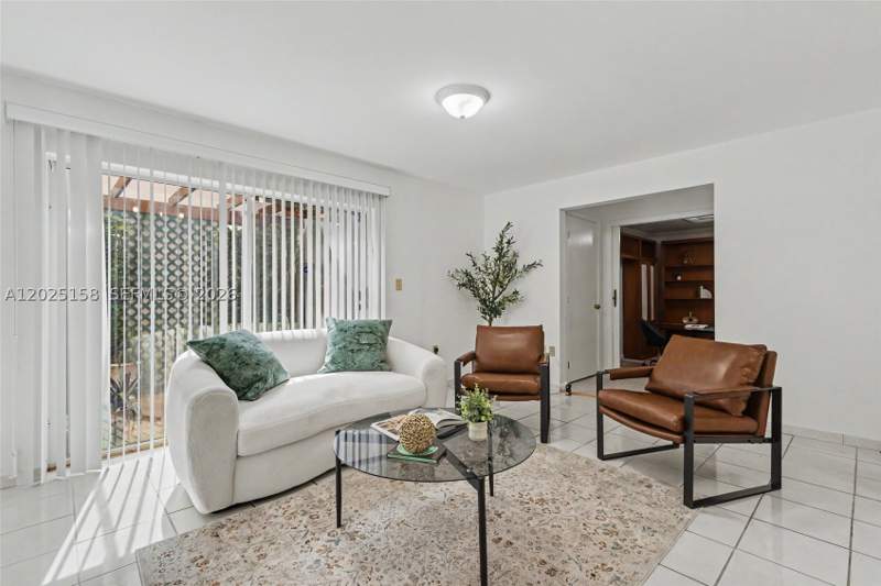 4 bedroom SingleFamilyResidence at 15033 SW 110th Ter, Vizcaya At The Hammocks 1, Miami — photo 5