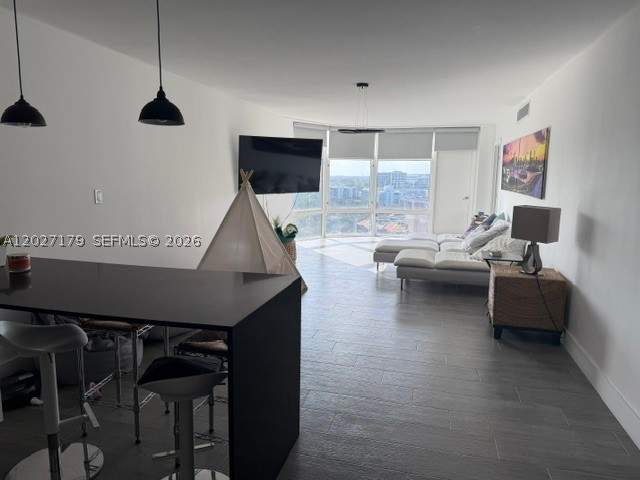 3 bedroom Condominium at 3375 N Country Club Dr 1409, Bonavista Condo, Aventura — photo 3