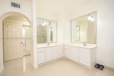 14372 NW 83rd Ave, Miami Lakes FL - photo 12 of 33