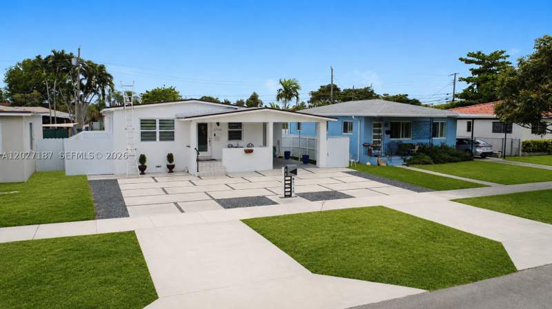 3 bedroom SingleFamilyResidence at 6748 SW 38th St, Central Miami Pt 3, Miami — photo 3
