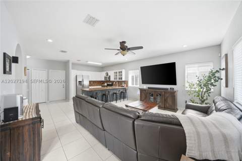 8883 NW 176th St, Hialeah FL - photo 15 of 40