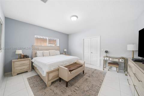 8883 NW 176th St, Hialeah FL - photo 16 of 40