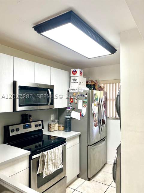 10253 NW 9th Street Cir 204-6, Miami FL - photo 12 of 23